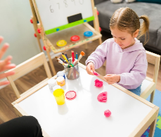 Arnavutluk çocuk terapisi